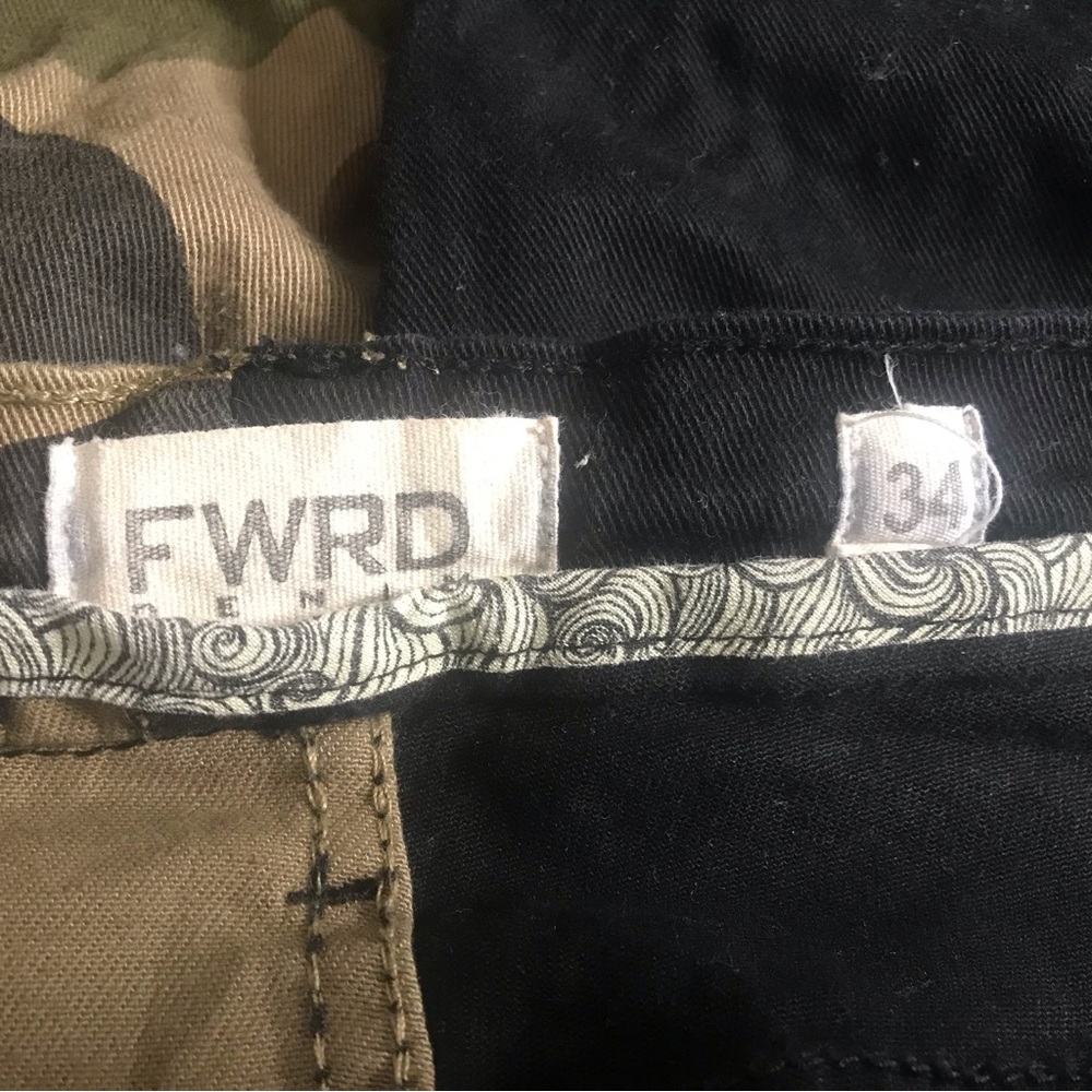 FWRD Denim Women's Black and Camo Army Fatigue Jeans Size 34 Cargo Pants Pocket - Picture 5 of 7